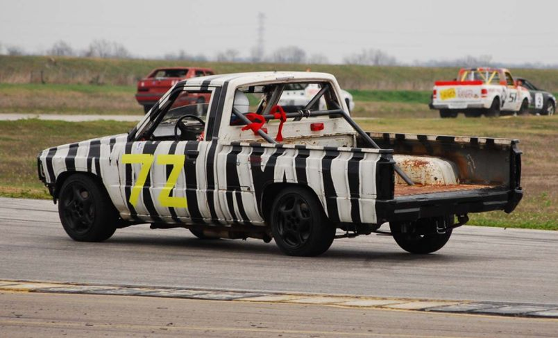 Illustration for article titled The Top 95 Lemons Of The Gator-O-Rama 24 Hours Of LeMons